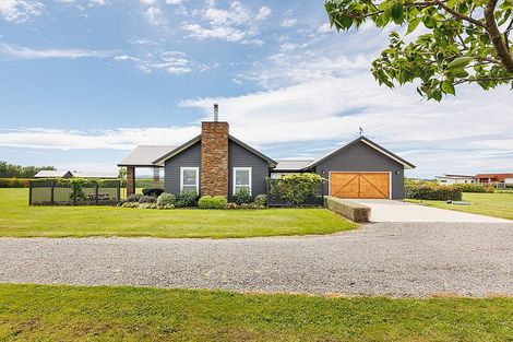 Photo of property in 167 Oroua Road, Kairanga, Palmerston North, 4475