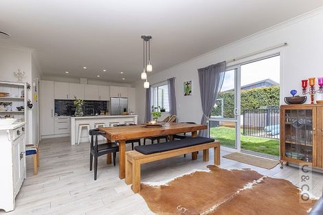 Photo of property in 14 Floyd Road, Riverhead, 0820