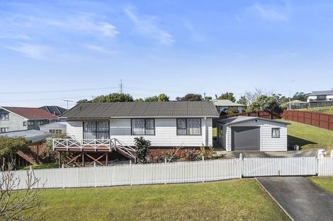 Photo of property in 4 Mataura Place, Clover Park, Auckland, 2019