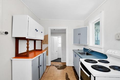 Photo of property in 41 Gloag Street, Waverley, 4510