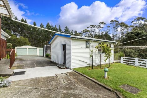 Photo of property in 336 Muriwai Road, Waimauku, 0881