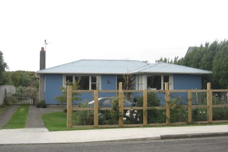 Photo of property in 25 Titoki Road, Raumati Beach, Paraparaumu, 5032