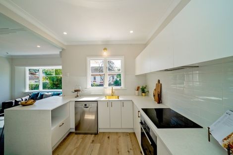 Photo of property in 211a Bay View Road, Saint Clair, Dunedin, 9012