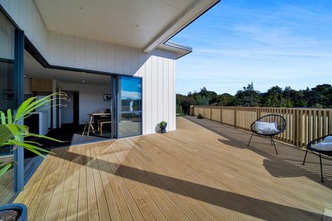 Photo of property in 71 Cyrus Street, Whalers Gate, New Plymouth, 4310