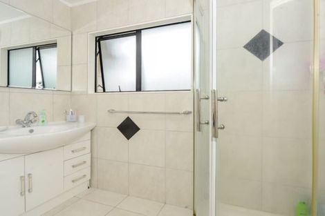 Photo of property in 76a Panorama Road, Mount Wellington, Auckland, 1060