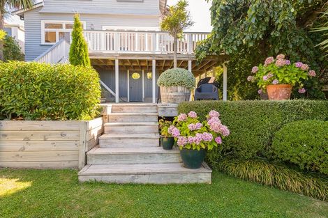 Photo of property in 7 Hackthorne Road, Cashmere, Christchurch, 8022