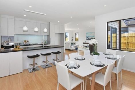 Photo of property in 13 Huahua Crescent, Papakura, 2110