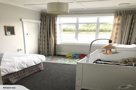 Photo of property in 76 Paynters Avenue, Strandon, New Plymouth, 4312