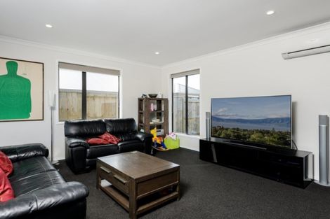 Photo of property in 4 Okataina Street, Pyes Pa, Tauranga, 3112
