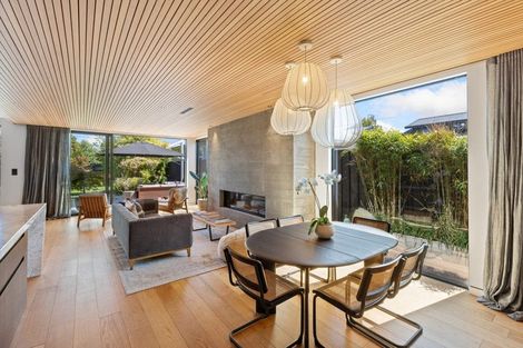 Photo of property in 40 Hewitts Road, Merivale, Christchurch, 8014