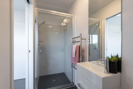 Photo of property in 16/104 Maupuia Road, Maupuia, Wellington, 6022