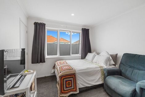 Photo of property in 571 Queen Street East, Levin, 5510