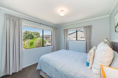 Photo of property in 5 Langdale Avenue, Paraparaumu, 5032
