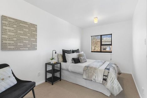 Photo of property in 1/23 Roys Road, Weymouth, Auckland, 2103