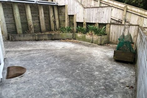 Photo of property in 10 Kopiko Way, Brooklyn, Wellington, 6021