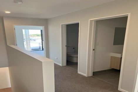 Photo of property in 72 Tukari Lane, Mangere Bridge, Auckland, 2022