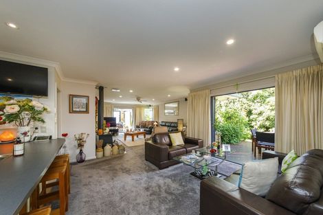Photo of property in 64 Royal Oak Drive, Kelvin Grove, Palmerston North, 4414