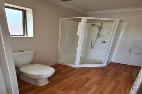 Photo of property in 24 Erlestoke Crescent, Churton Park, Wellington, 6037