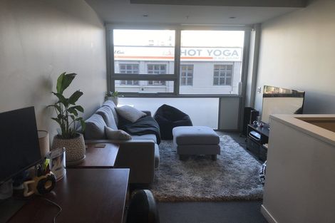 Photo of property in Monument Apartments, 2h/245 Wakefield Street, Te Aro, Wellington, 6011