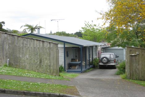 Photo of property in 9 Roto Street, Westown, New Plymouth, 4310