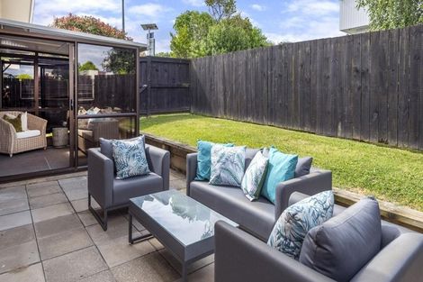 Photo of property in 4/50 Wellington Street, Howick, Auckland, 2014