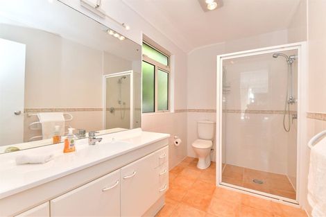 Photo of property in 8 Spinnaker Point, Manly, Whangaparaoa, 0930