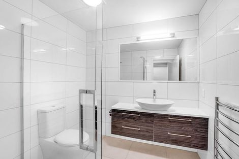 Photo of property in 16 Plantation Terrace, Orewa, 0931