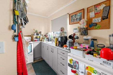 Photo of property in 3 Ross Crescent, Fairfield, Hamilton, 3214