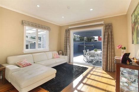 Photo of property in 103 Royal Road, Massey, Auckland, 0614