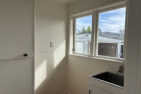 Photo of property in 14 Beeston Crescent, Manurewa, Auckland, 2102
