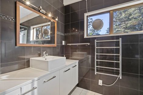 Photo of property in 1 Whitford Park Road, Whitford, Howick, 2571