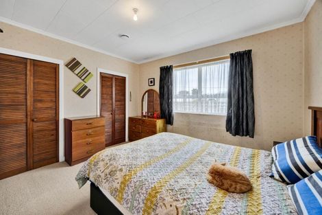 Photo of property in 52 Wallscourt Place, Normanby, Hawera, 4614
