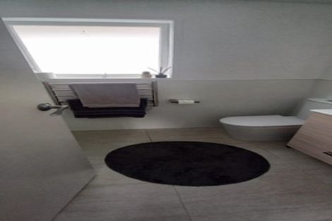 Photo of property in 1/47 Selwyn Crescent, Forrest Hill, Auckland, 0620