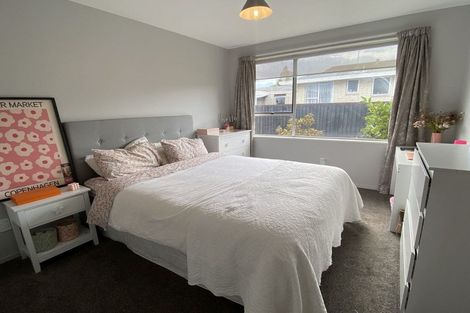 Photo of property in 1/21 Salford Avenue, Redwood, Christchurch, 8051