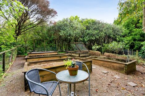 Photo of property in 26 Shelter Grove, Frankleigh Park, New Plymouth, 4310