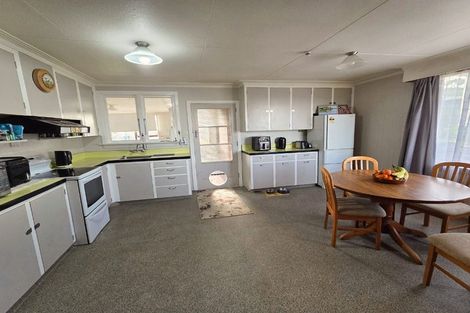 Photo of property in 3 Lowestoft Street, Balclutha, 9230