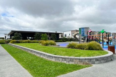 Photo of property in 21 Orona Place, Takanini, 2112