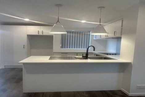 Photo of property in 15 Sealord Place, Manurewa, Auckland, 2102