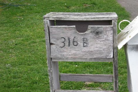 Photo of property in 316a Wellington Road, Wainuiomata, Lower Hutt, 5014