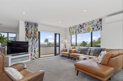 Photo of property in 4 Hillcrest Road, Otumoetai, Tauranga, 3110