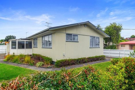 Photo of property in 1/18 Matipo Road, Te Atatu Peninsula, Auckland, 0610