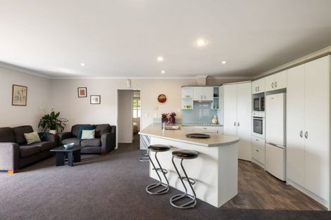 Photo of property in 13 Rosewood Court, Huntington, Hamilton, 3210