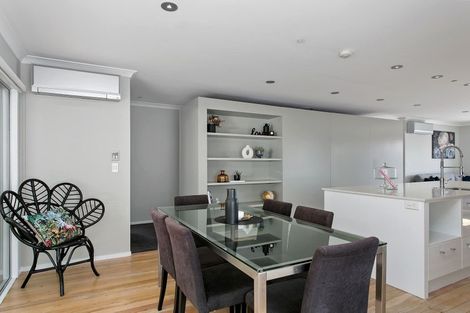 Photo of property in 27 Shepherd Road, Waipahihi, Taupo, 3330