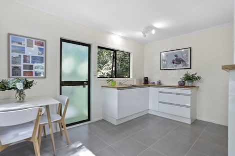 Photo of property in 134 Woodlands Park Road, Titirangi, Auckland, 0604