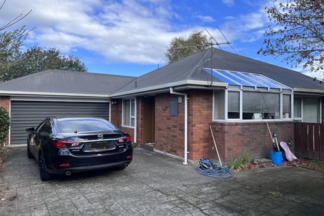 Photo of property in 2/19 Siska Place, Upper Riccarton, Christchurch, 8041