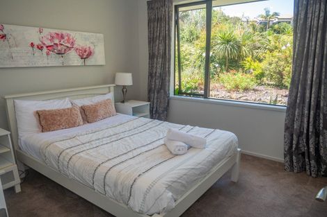 Photo of property in 31 Eagles Way, Cable Bay, 0420