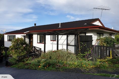 Photo of property in 3 Cassandra Grove, Totara Vale, Auckland, 0629