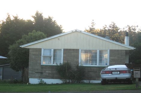 Photo of property in 83 Castor Crescent, Cannons Creek, Porirua, 5024