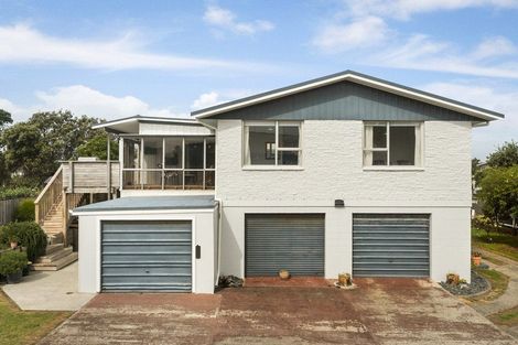 Photo of property in 15 Snell Crescent, Waihi Beach, 3611