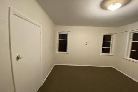 Photo of property in 1/158 Newlands Road, Newlands, Wellington, 6037